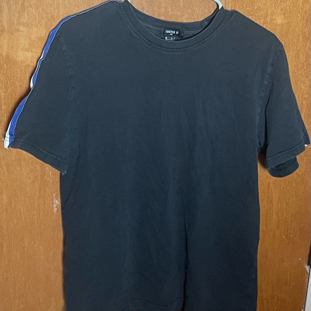 Forever 21 Unisex black t-shirt, colorful striped shoulders